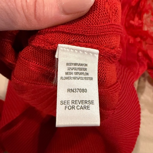 Red lightweight sweater with GORGEOUS sheer floral sleeves. Cato, medium​ - Picture 7 of 10